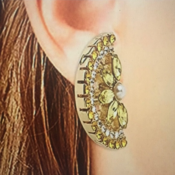 Betsey Johnson Lemon 🍋 Slice Rhinestone Button Earrings NWT - Picture 5 of 9